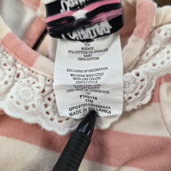 🌸 Counting Daisies Baby Girl 2-Piece Floral Ruffle Outfit Set | Size 12M - Picture 5 of 9